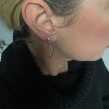 Load image into Gallery viewer, Hammered Fishtail Earrings